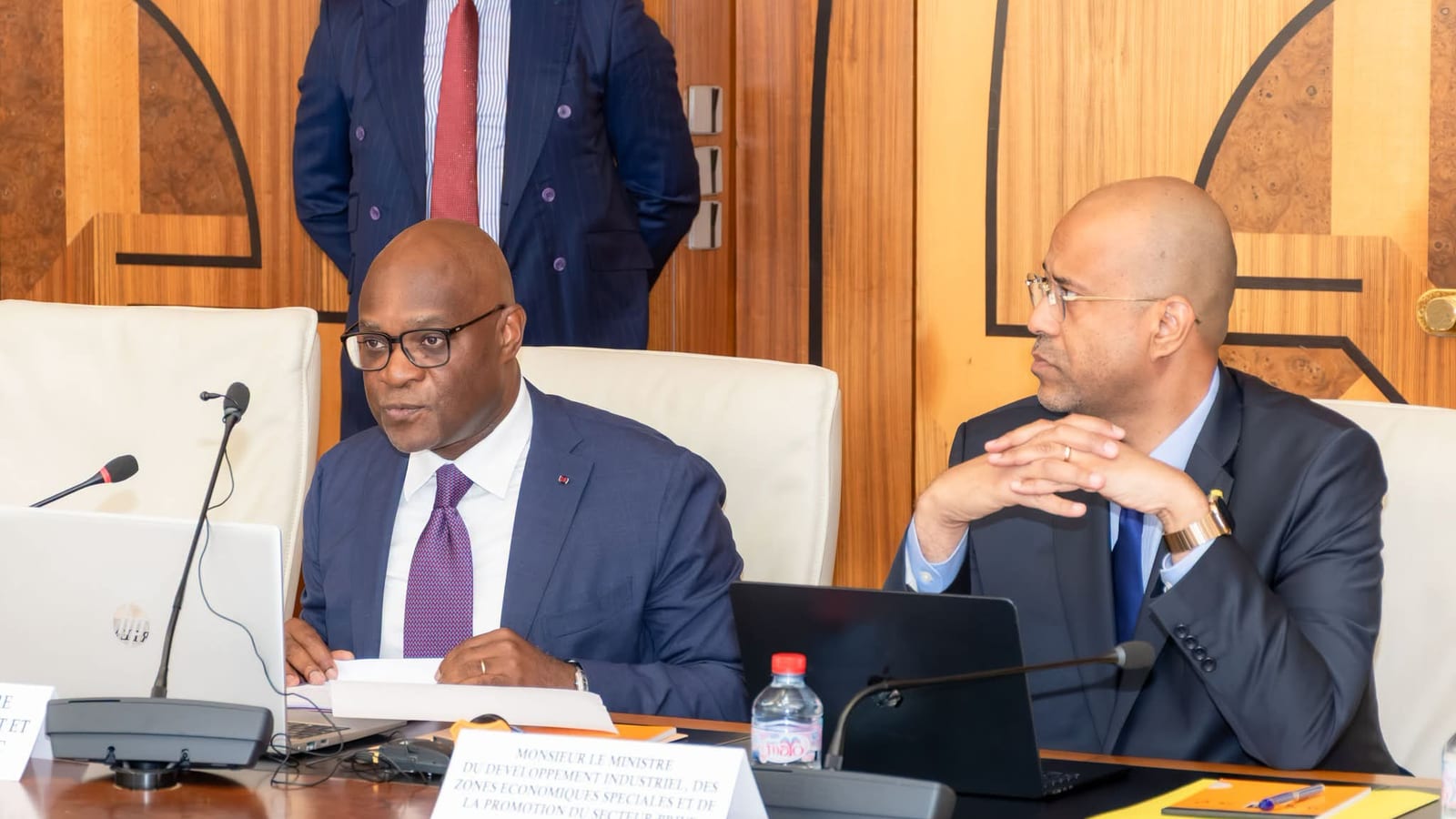 Bâtiment institutionnel à Brazzaville associé aux finances publiques congolaises