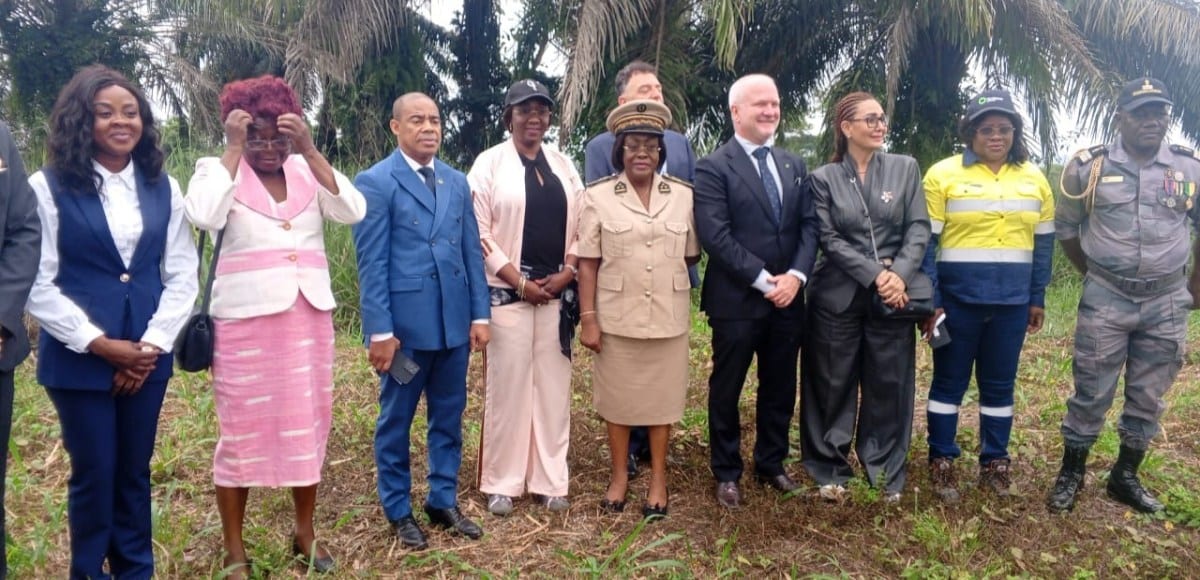 Paysage urbain et forestier de Makokou dans le nord-est du Gabon
