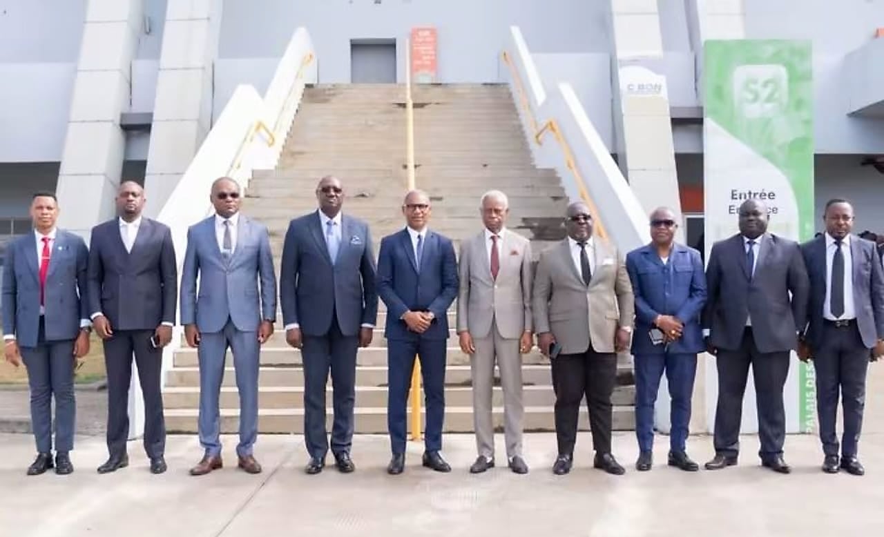 Palais des Sports de Libreville, cadre de la cérémonie d'installation du nouveau président du Conseil d'administration de l'ONJSC.