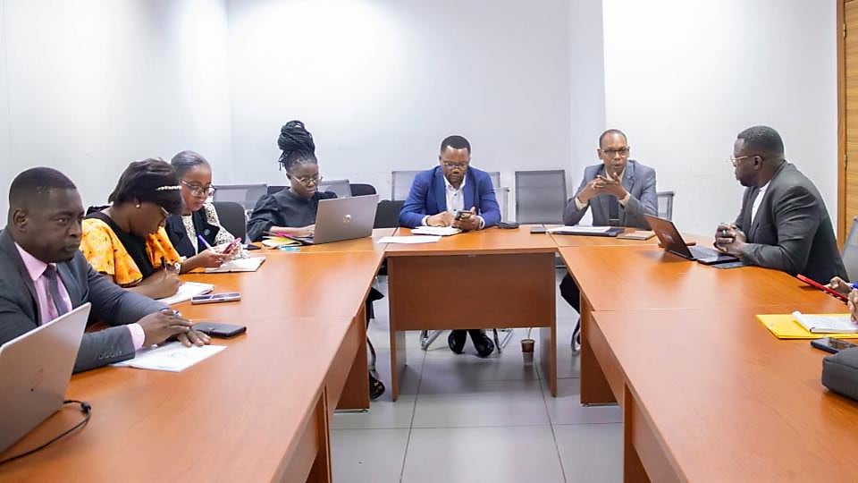 Réunion entre représentants de l'ANPI-Gabon et de l'ONG HOSEA à Libreville