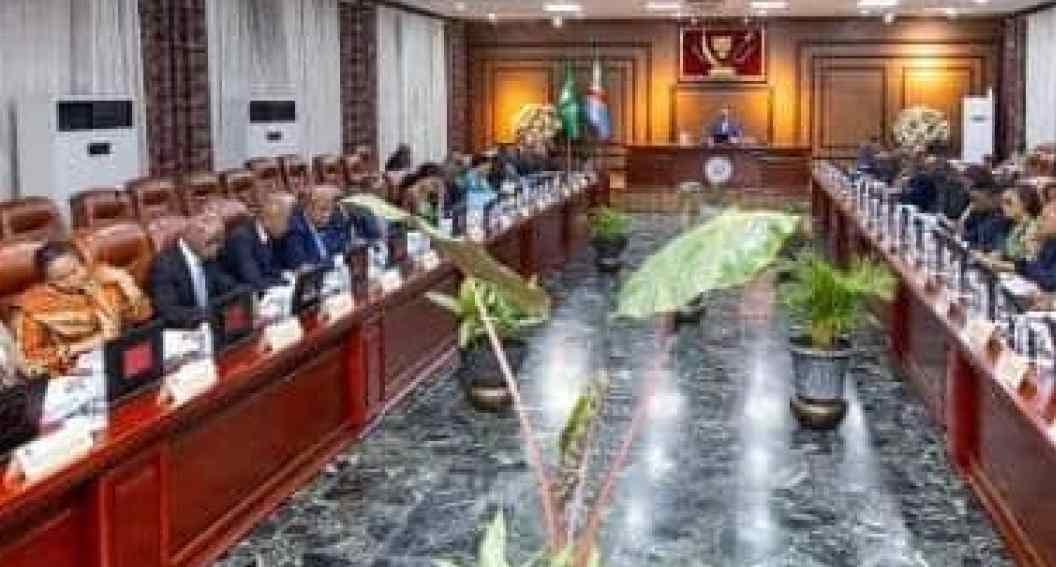 Bâtiment institutionnel à Kinshasa symbolisant le gouvernement congolais