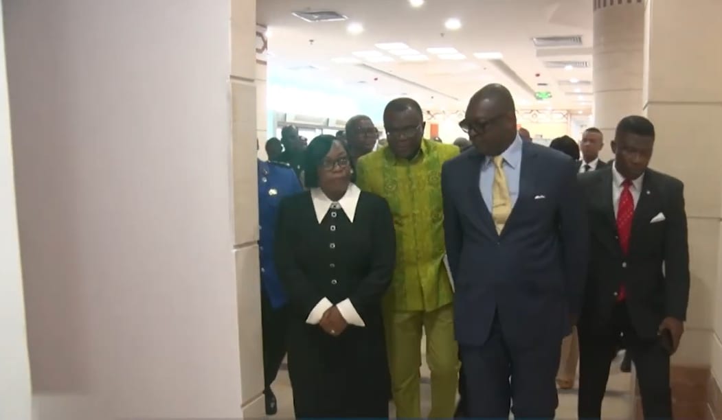 Façade du palais Omar Bongo Ondimba, bâtiment institutionnel abritant le Sénat gabonais