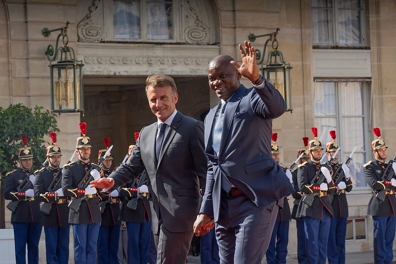 Cérémonie militaire aux Invalides à Paris lors d'une visite d'État