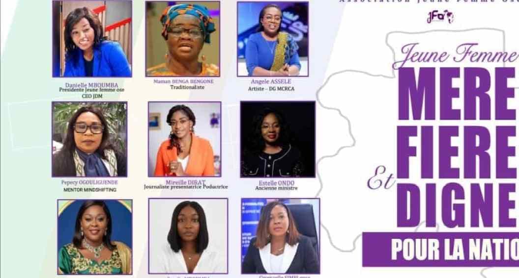 Groupe de femmes participant à une rencontre sur le leadership féminin à Libreville