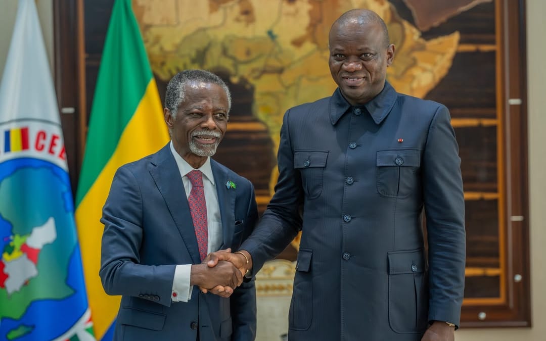 Palais présidentiel gabonais lors d'une rencontre diplomatique officielle