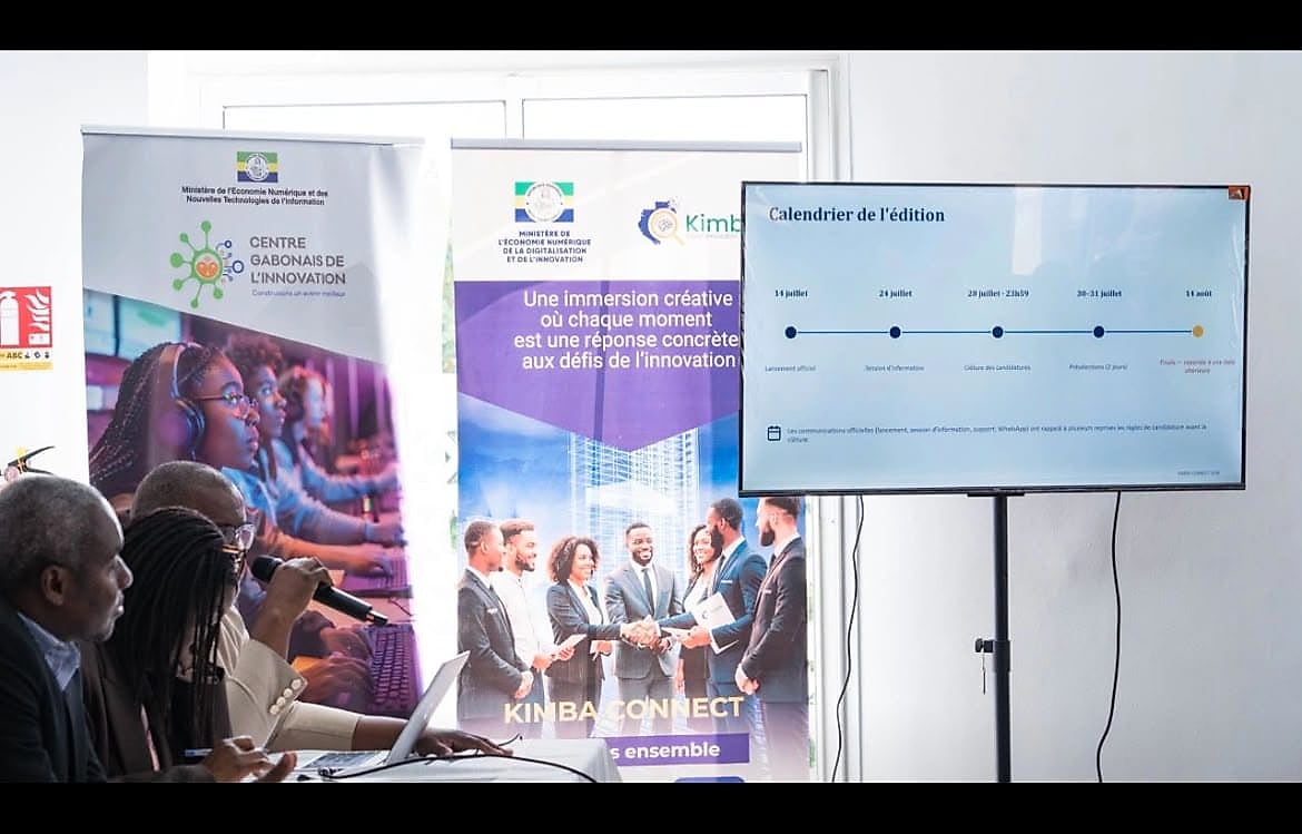 Réunion entre startups et secteur privé dans le cadre du programme Kimba Connect au Centre Gabonais de l'Innovation.