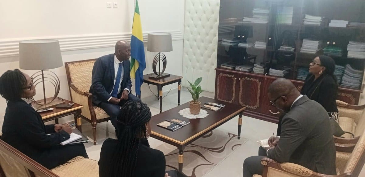 Bâtiment institutionnel évoquant l'École nationale de la magistrature au Gabon
