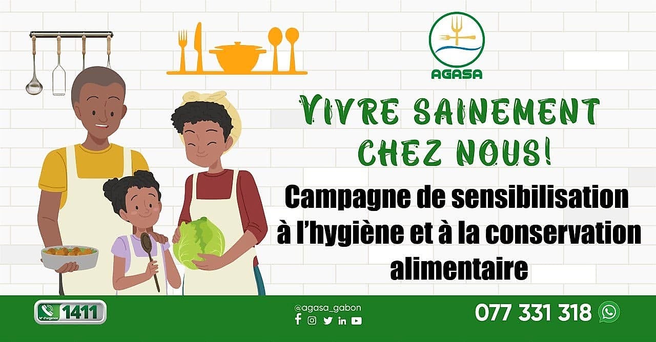 Étal de fruits et légumes frais sur un marché au Gabon