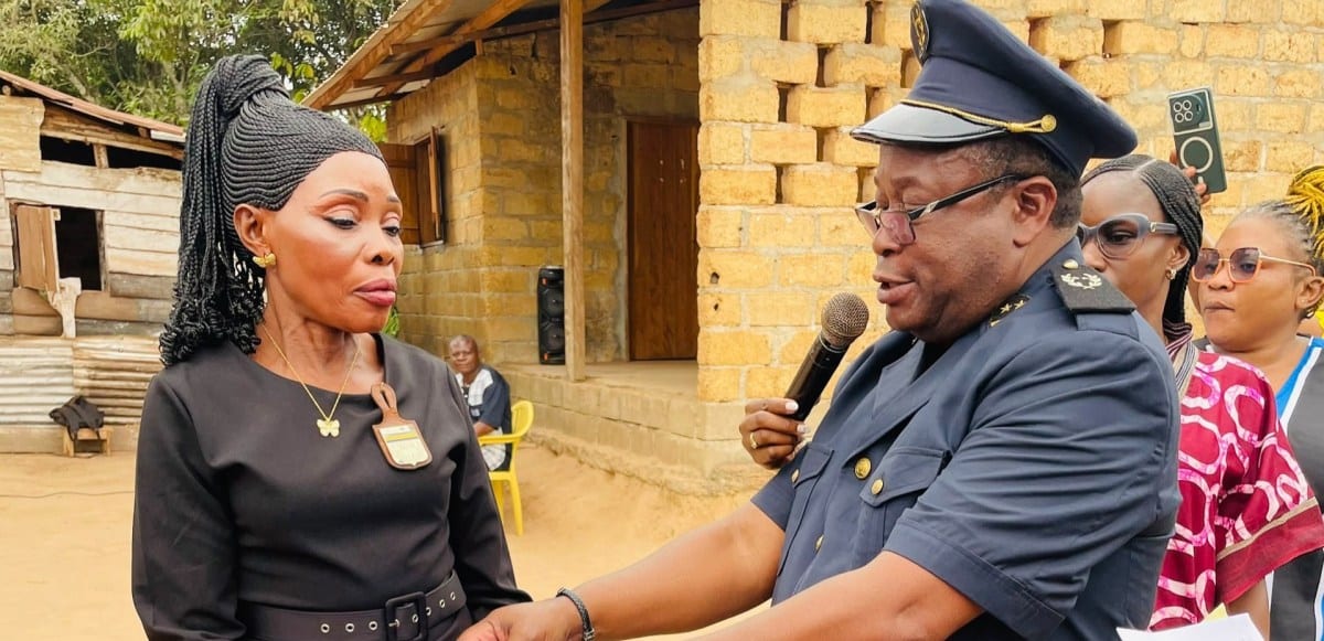 Cérémonie d'installation d'une cheffe de village dans la province de la Ngounié, au Gabon.