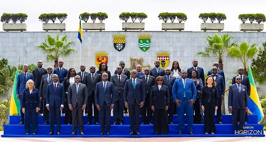 Façade du Palais Rénovation à Libreville, lieu de la prestation de serment des nouveaux membres du gouvernement.