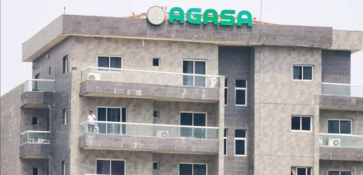 Bâtiment administratif représentant une agence publique gabonaise