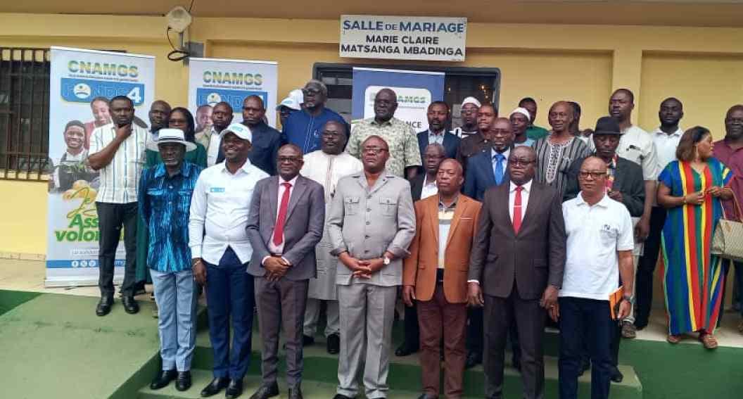 Réunion de sensibilisation de la CNAMGS à Tchibanga sur le Fonds 4