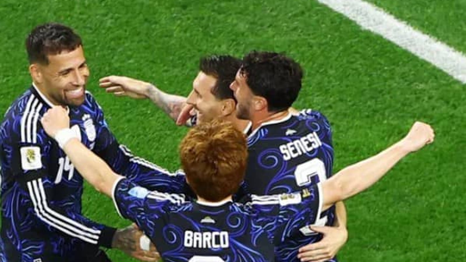 Joueur de l'équipe d'Argentine de football célébrant une qualification en finale de Coupe du monde