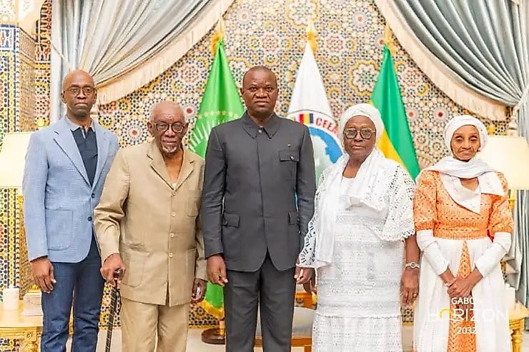 Rencontre entre le président gabonais et la famille de l'auteur de l'hymne national