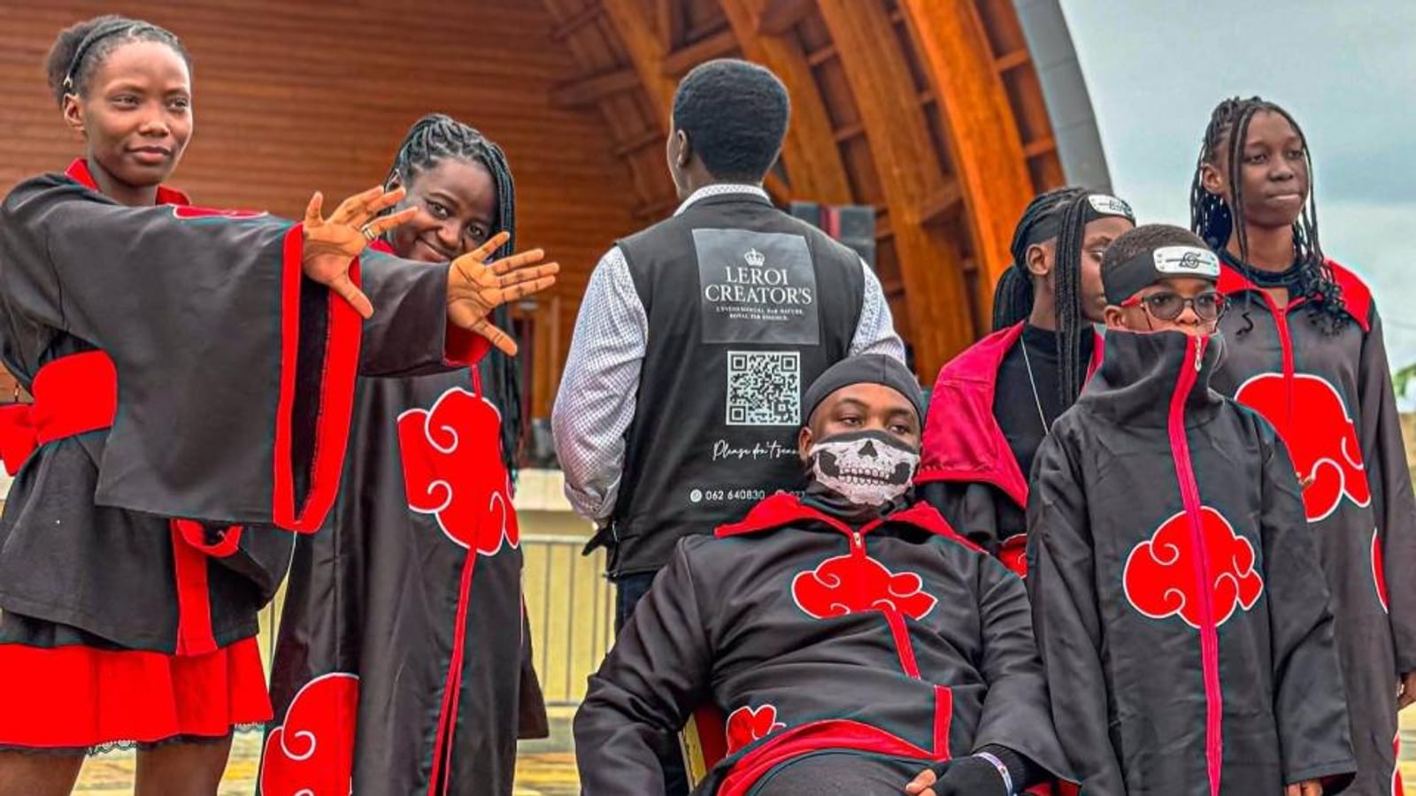 Participants costumés lors du festival manga Japanim Gabon à Libreville