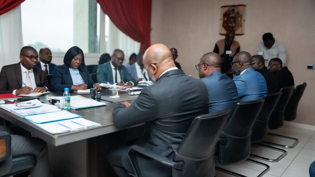 Réunion de travail entre responsables gabonais autour du partenariat avec Abu Dhabi Ports