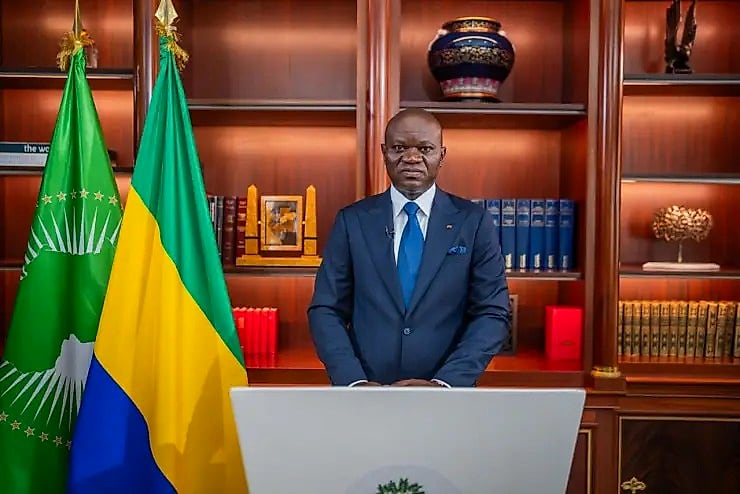Le président gabonais s'exprimant lors du discours à la Nation pour l'indépendance